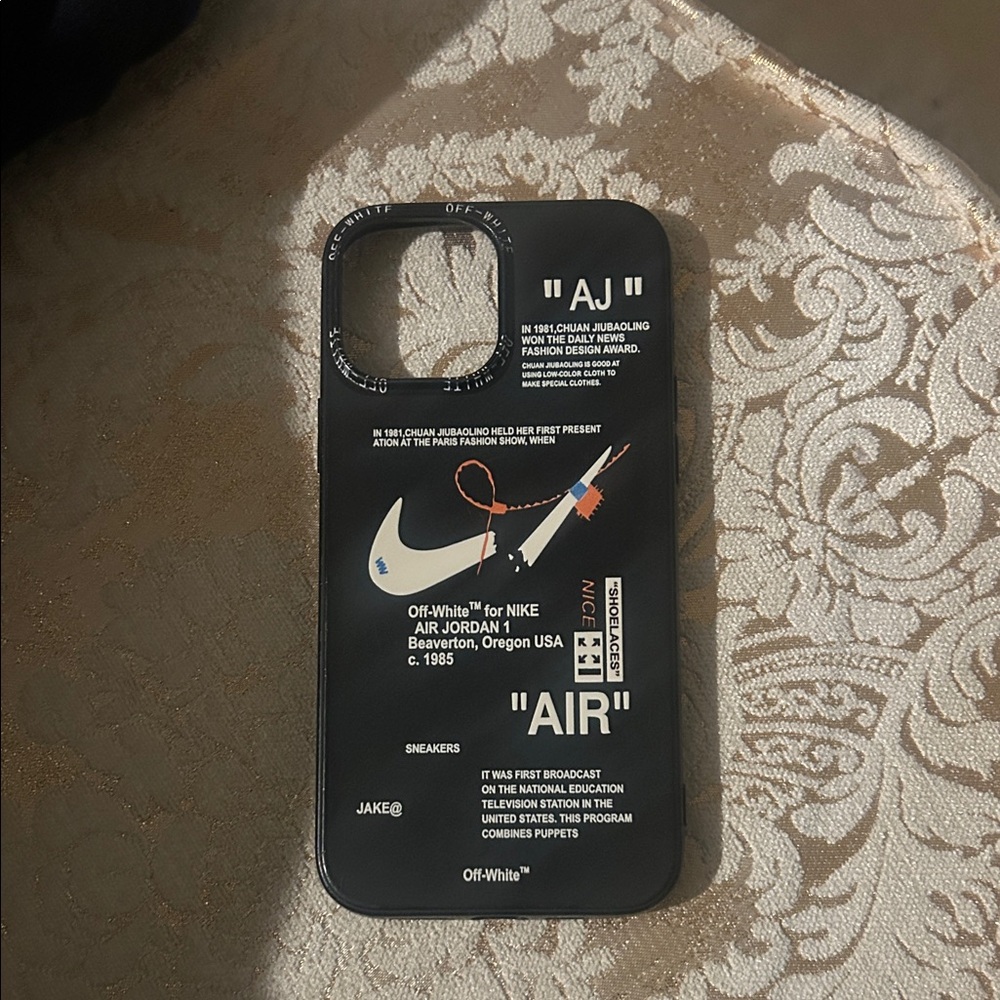 Off-White Black and White Graphic Phone Case